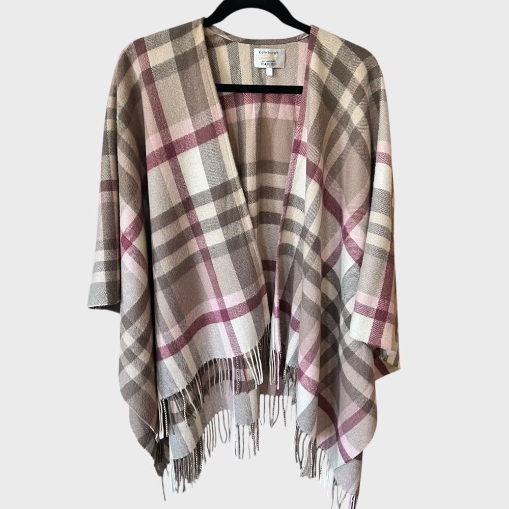 Edinburgh 100% lambs wool cape poncho.